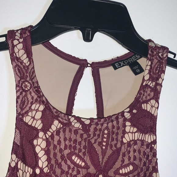 XS express lace dress! - Picture 3 of 5